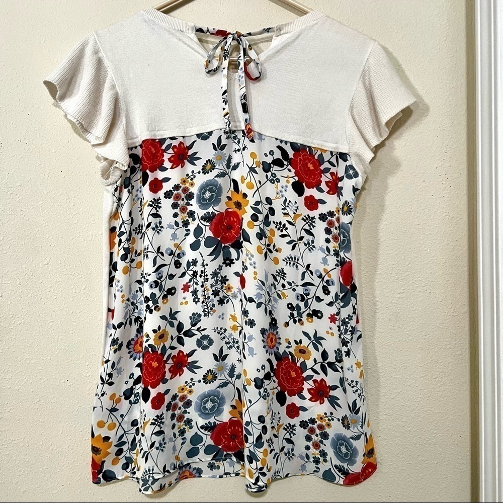 Ann Taylor LOFT Women Floral Ivory Ribbed ruffle Sleeve Top S